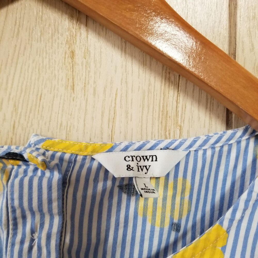Crown & Ivy Blue striped yellow flower layered blouse L - Picture 4 of 5